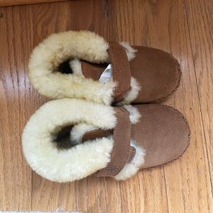 L.L. Bean toddler slippers, size 7/8, never worn.